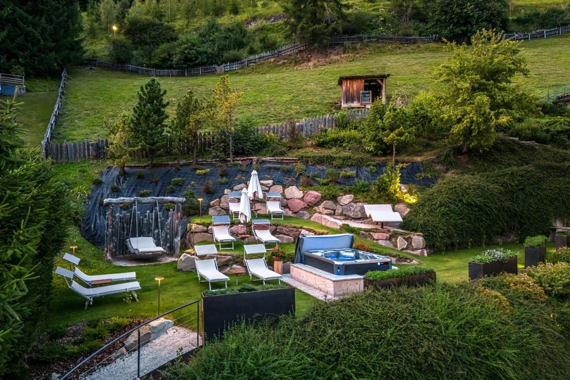 Hotel Ciamp Santa Cristina Val Gardena Esterno foto