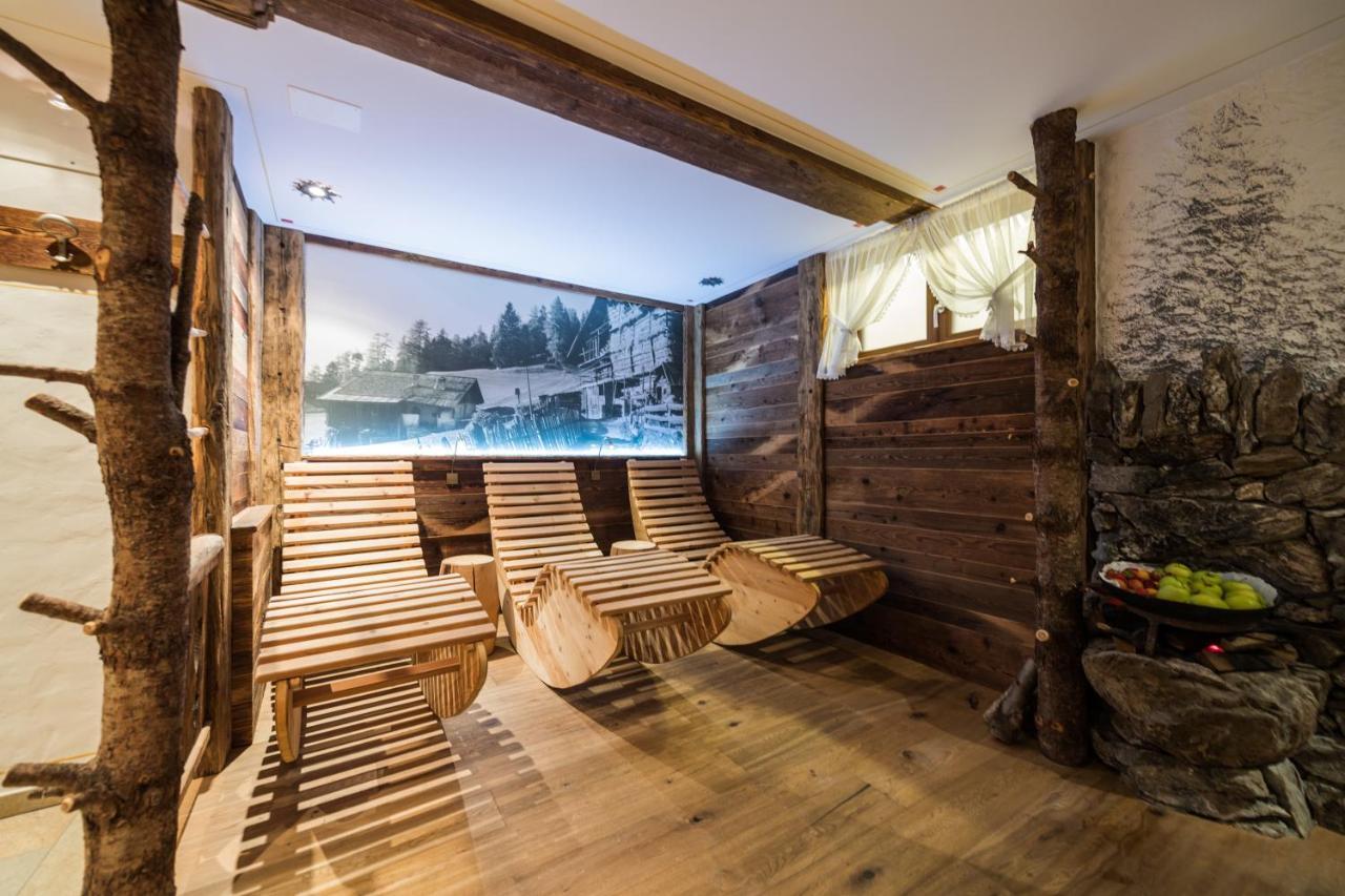 Hotel Ciamp Santa Cristina Val Gardena Esterno foto